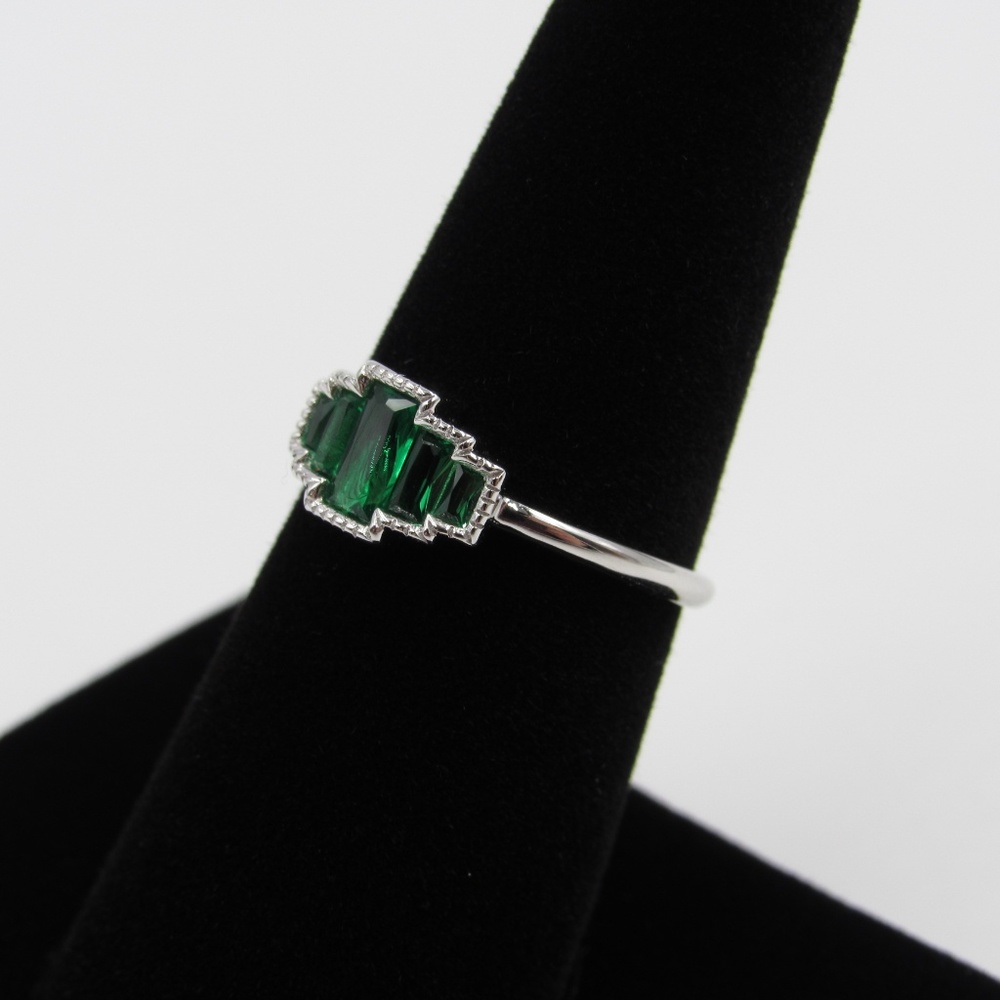 Sterling Silver Radiant Cut Green CZ Diamond Ring - Picture 2 of 5